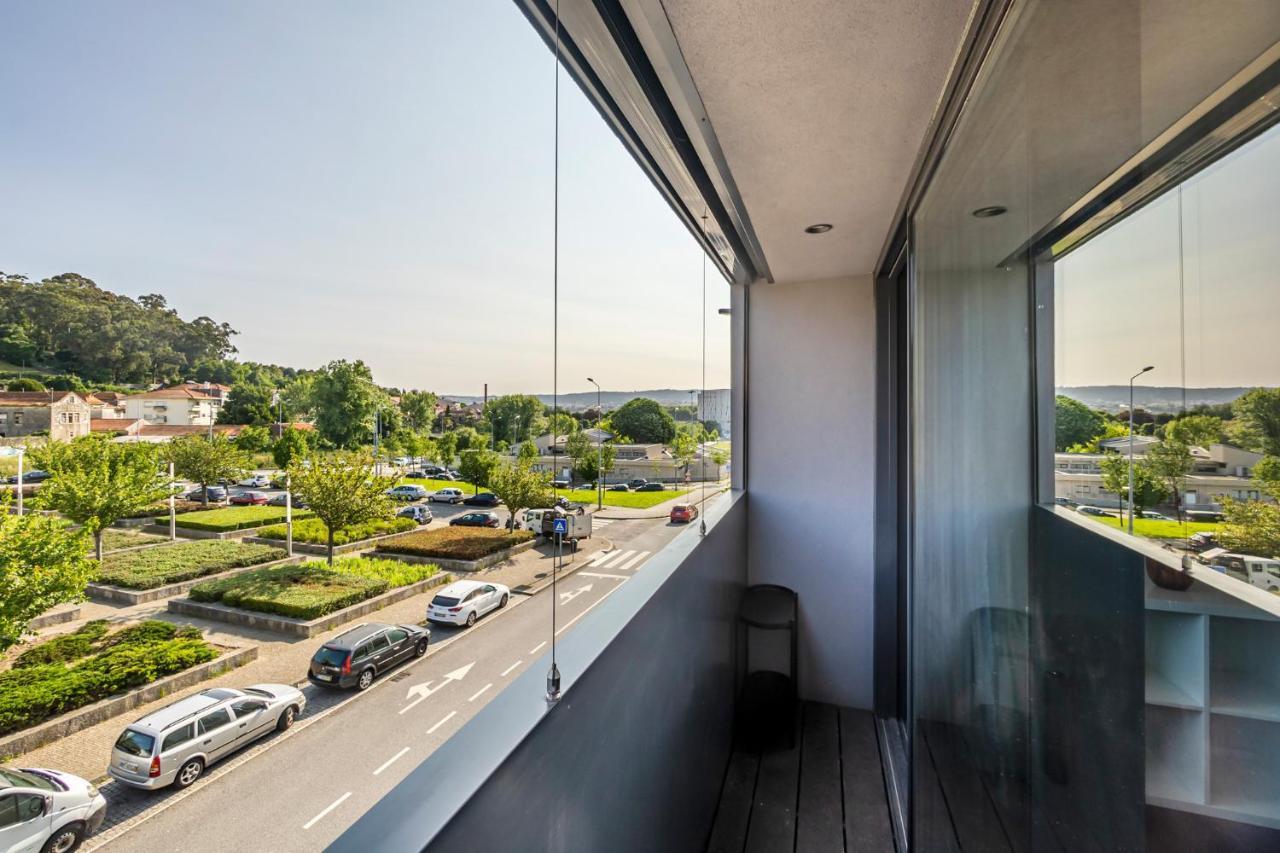 Nomads Lux - 2Bdr & Parking Flores Square Porto Exterior photo